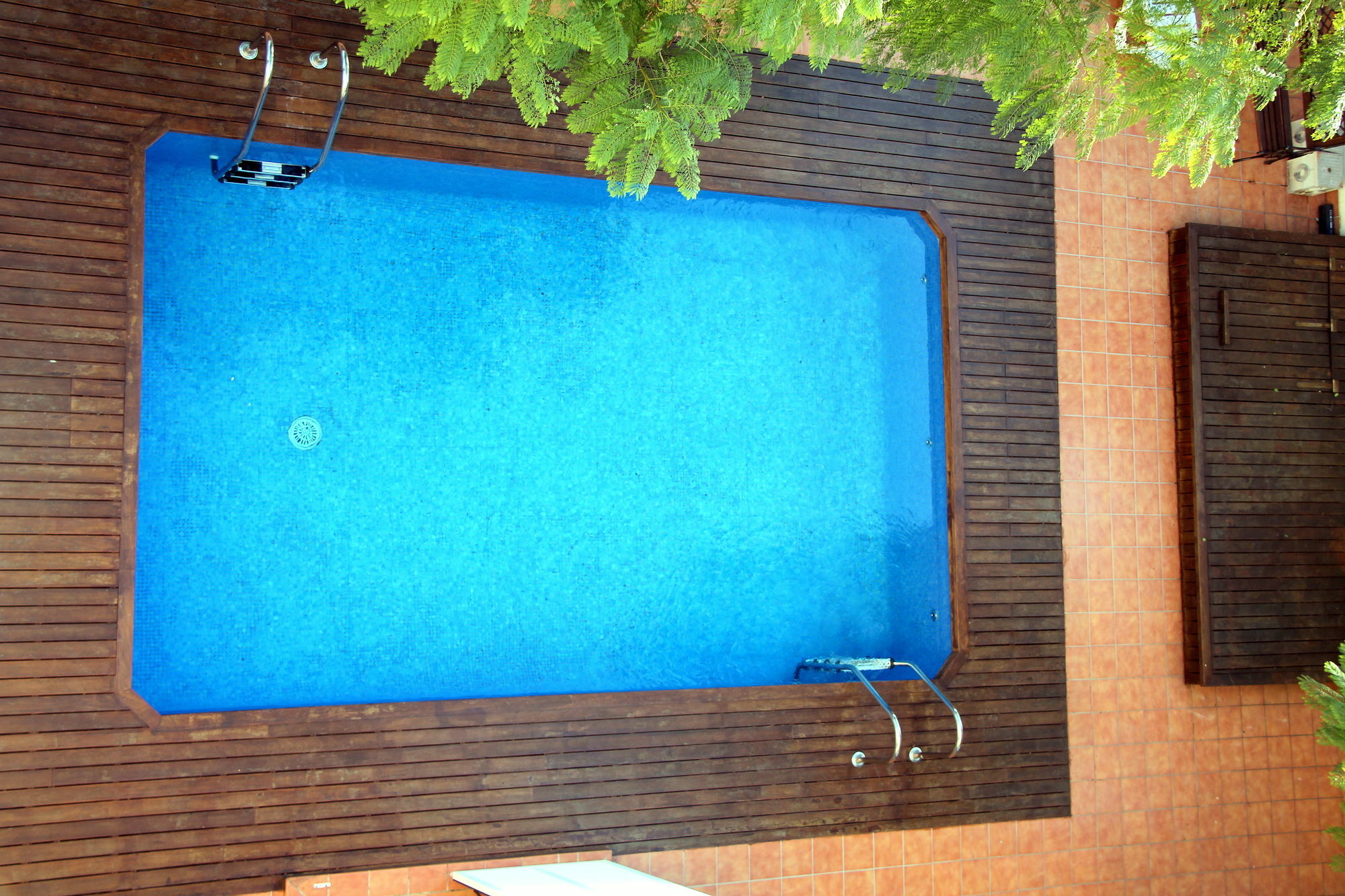 Apartamentos Caru Castelldefels Eksteriør bilde